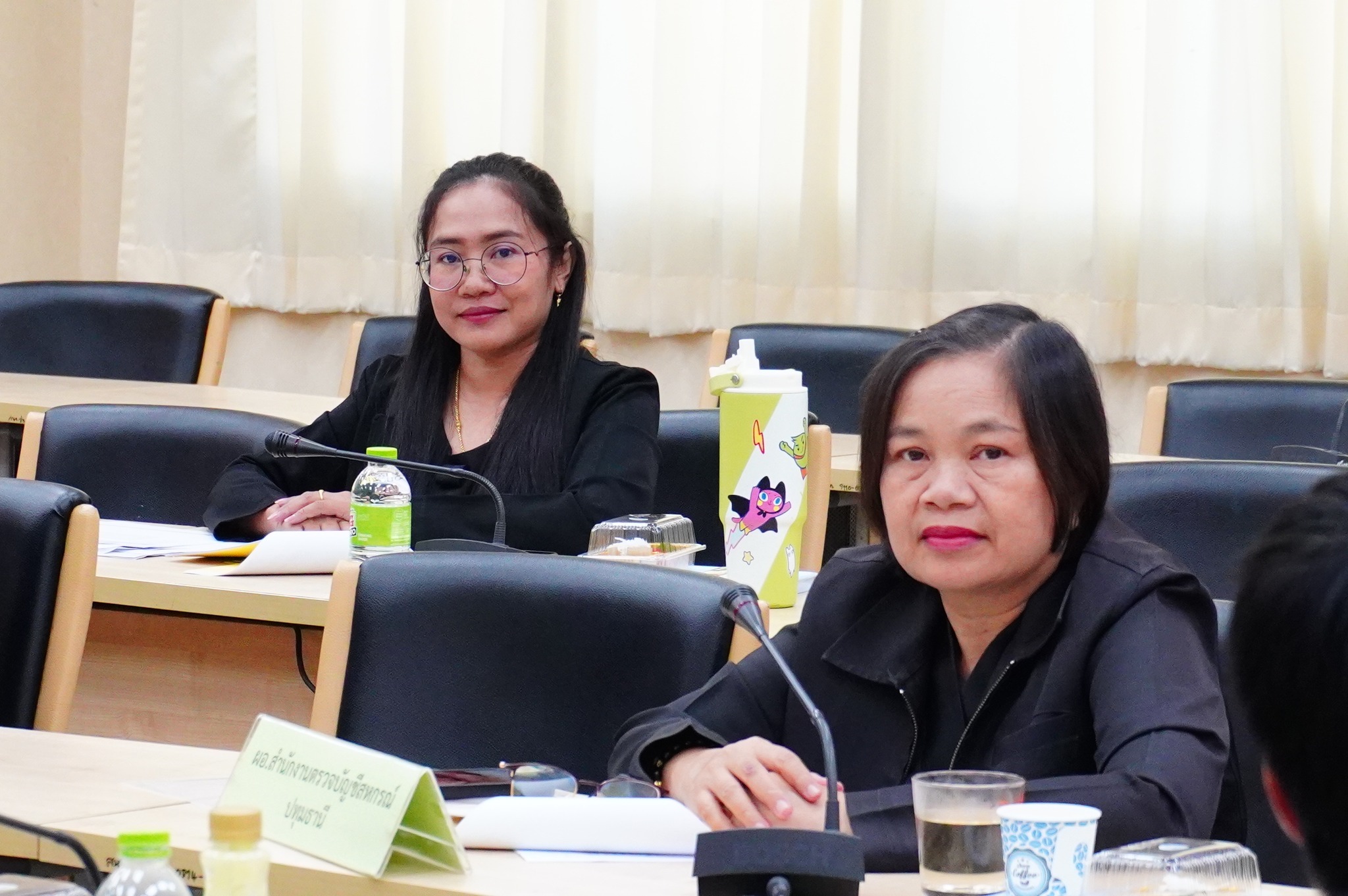 title -  เข้าร่วมประชุมส่วนราชการในสังกัดกระทรวงเกษตรและสหกรณ์จังหวัดปทุมธานี โดยมี นายเอกวิทย์ มีเพียร ผู้ว่าราชการจังหวัดปทุมธานี เป็นประธาน พร้อมด้วยหัวหน้าส่วนราชการระดับจังหวัดและเจ้าหน้าที่ผู้เกี่ยวข้องในสังกัดกระทรวงเกษตรและสหกรณ์ 